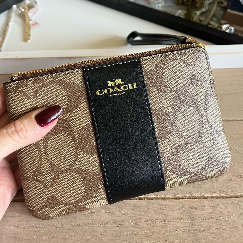 Coach Corner Zip Wristlet in Signature Canvas and Black Leather - Brand New